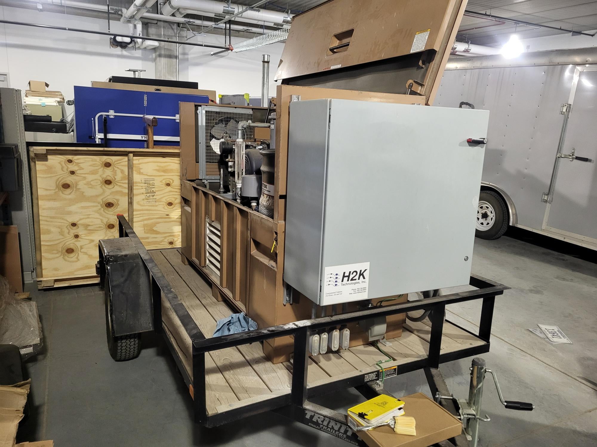 5HP, 3PH Ametek Rotron, 5HP, 3PH Marathon Powerex Oilless Scroll Compressor, Tank, XP Fan, Self Contained Job Box w/Control Panel