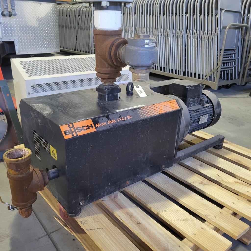 Rotary Claw vacuum blower